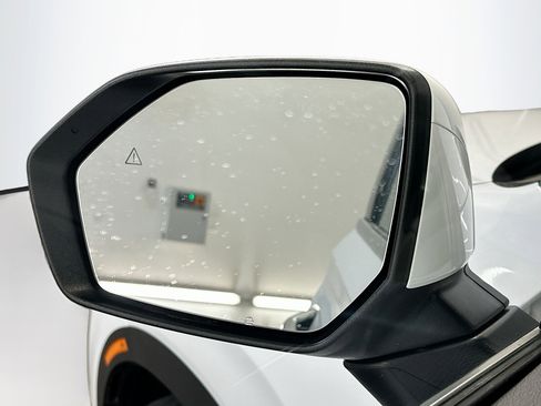 Used 2025 Hyundai Palisade SEL AWD/4WD image 16