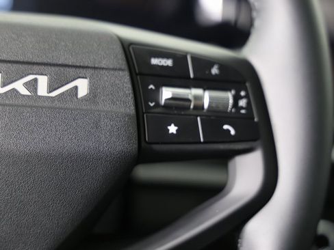 Certified 2026 Kia Sportage EX w/ EX Panorama Roof Package image 15