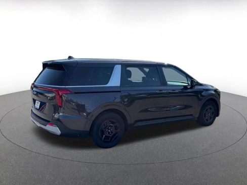 Used 2026 Kia Carnival FWD image 14