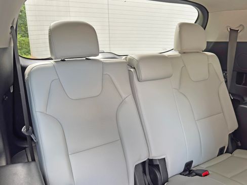 Used 2024 Kia Telluride S w/ S Sunroof Package FWD image 40