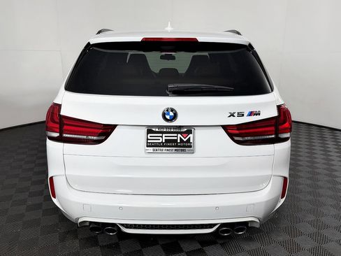 Used 2016 BMW X5 M image 11