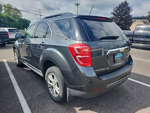 Used 2017 Chevrolet Equinox LT w/ Convenience Package AWD/4WD image 3