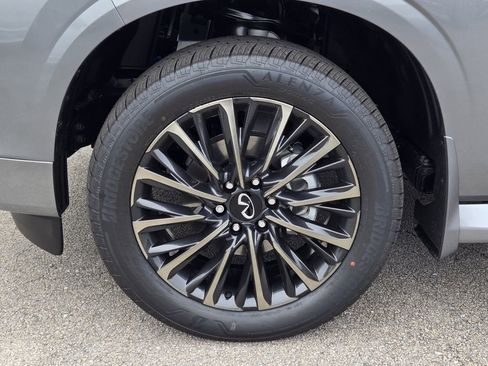 New 2026 INFINITI QX80 Autograph w/ Premium Cargo Package image 11