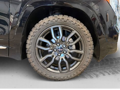 Used 2023 GMC Terrain Denali w/ Black Diamond Edition AWD/4WD image 56