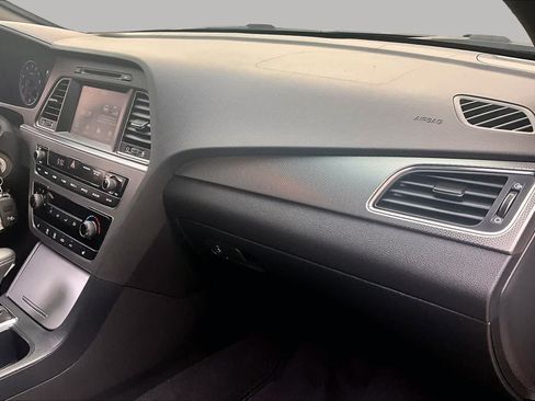Used 2017 Hyundai Sonata Sport 2.0T FWD image 17