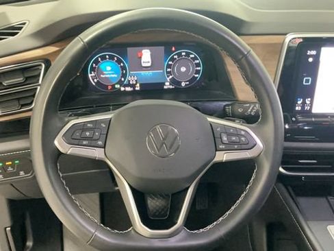 Certified 2024 Volkswagen Atlas SE AWD/4WD image 15