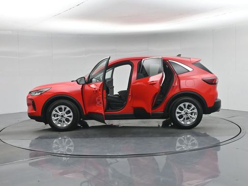 Certified 2024 Ford Escape Active FWD image 37