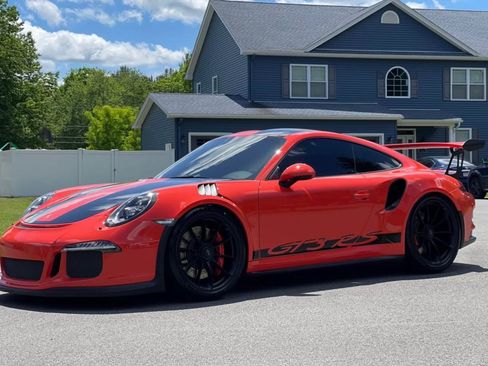 Used 2016 Porsche 911 GT3 RS image 4