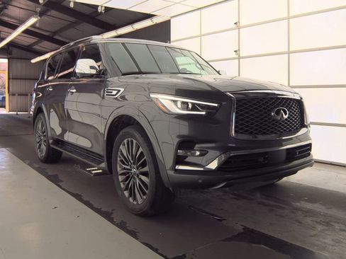 Used 2023 INFINITI QX80 Sensory w/ Cargo Package image 5