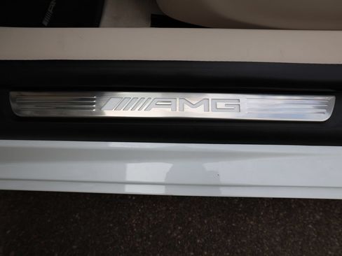 Used 2024 Mercedes-Benz SL 63 AMG 4MATIC image 29