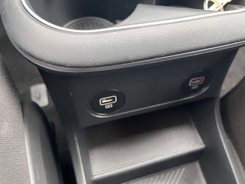 Used 2024 Hyundai Ioniq 5 SE image 25