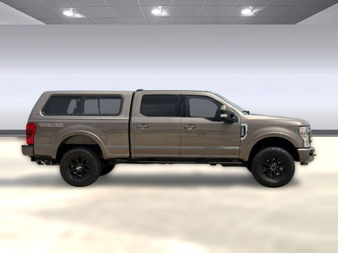 Used 2022 Ford F250 Lariat w/ Tremor Off-Road Package image 8