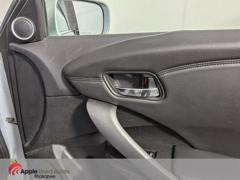 Used 2015 Acura RDX AWD w/ Technology Package image 42