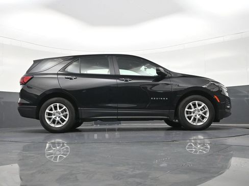 Used 2024 Chevrolet Equinox LS w/ Driver Confidence II Package FWD image 28