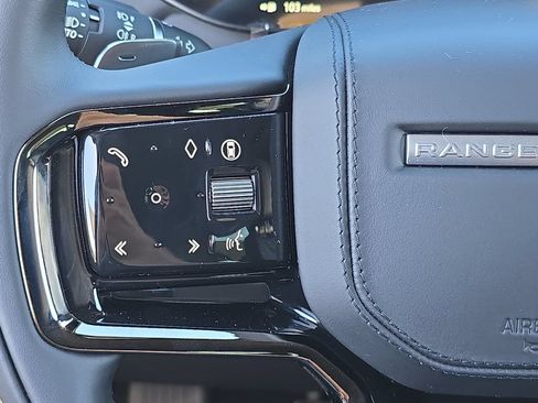 New 2026 Land Rover Range Rover Sport Dynamic SE AWD/4WD image 18