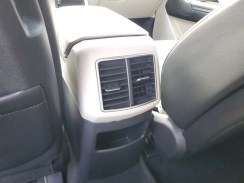 Certified 2024 Kia Sportage EX FWD image 13