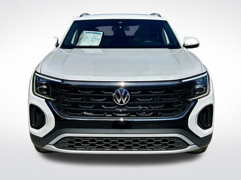 New 2026 Volkswagen Atlas Cross Sport SE image 8