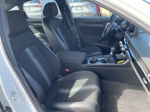 Used 2025 Honda Civic Sport image 26