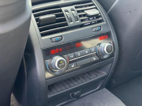Used 2014 BMW M5 RWD image 11