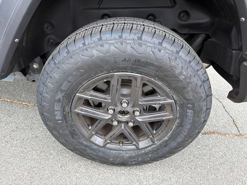 Used 2024 Jeep Wrangler Unlimited Sport AWD/4WD image 13