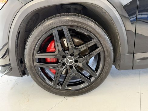 Used 2022 Mercedes-Benz GLA 35 AMG 4MATIC w/ AMG Aerodynamic Package image 54