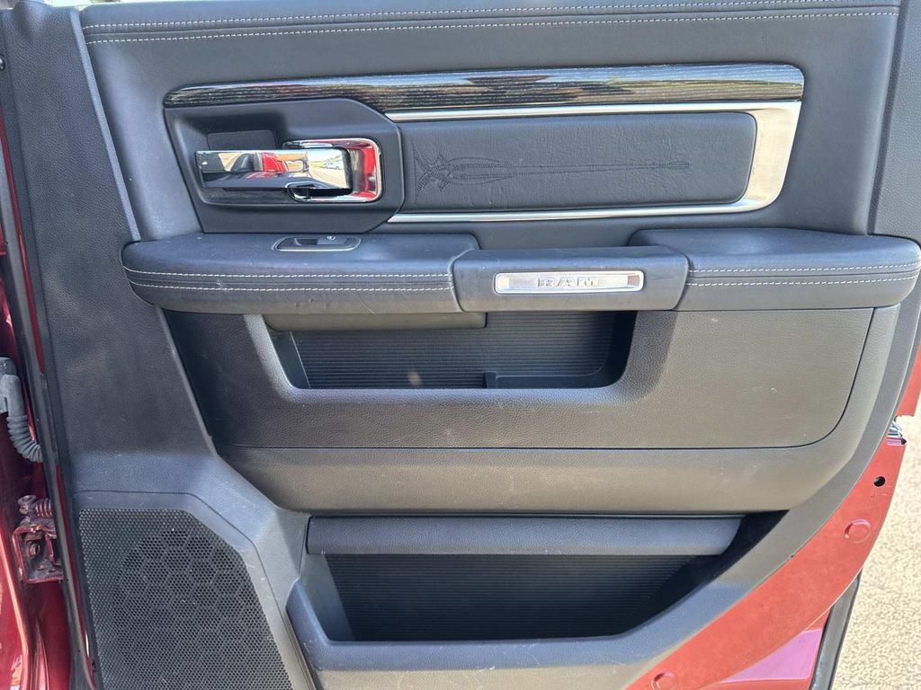 Used 2015 RAM 2500 Limited AWD/4WD image 22