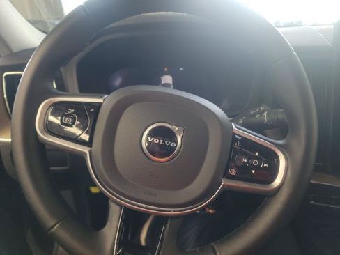 Used 2026 Volvo XC60 B5 Plus AWD/4WD image 7