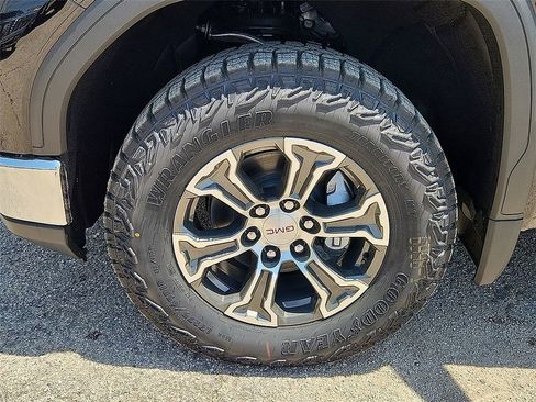 New 2026 GMC Sierra 1500 Pro w/ Pro Value Package image 7