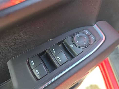 Used 2023 Chevrolet Silverado 1500 LT AWD/4WD image 15