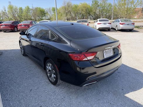 Used 2015 Chrysler 200 S w/ Comfort Group AWD/4WD image 4