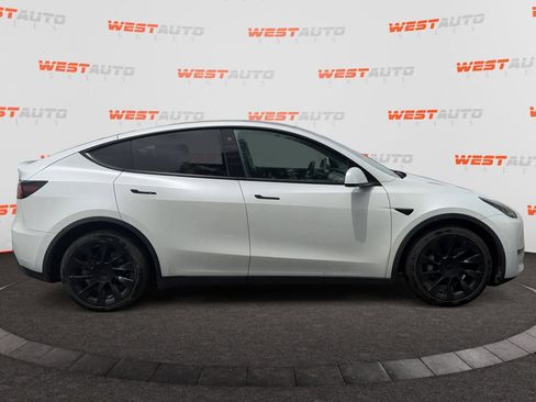 Used 2021 Tesla Model Y Long Range AWD/4WD image 6