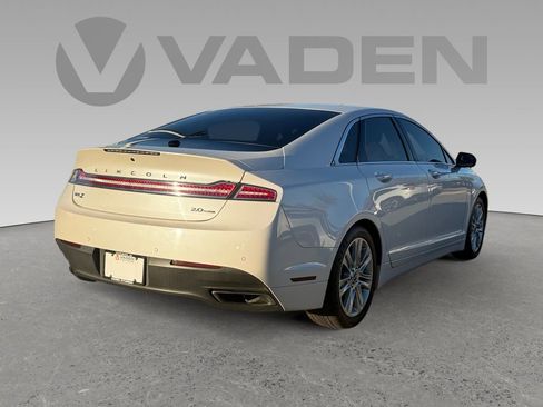 Used 2015 Lincoln MKZ w/ Equipment Group 101A Select image 21