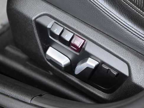 Used 2018 BMW M3 RWD image 24