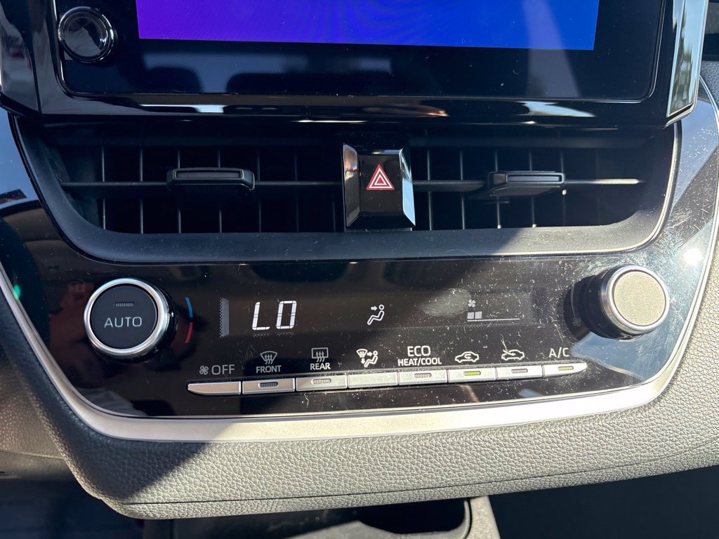 Used 2024 Toyota Corolla LE FWD image 17