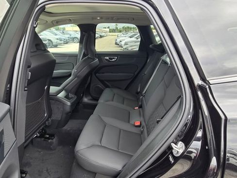 New 2026 Volvo XC60 B5 Core AWD/4WD image 14