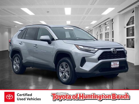Certified 2025 Toyota RAV4 XLE AWD/4WD image 1