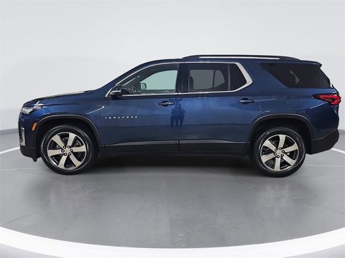 Certified 2023 Chevrolet Traverse LT w/ LT Premium Package image 11