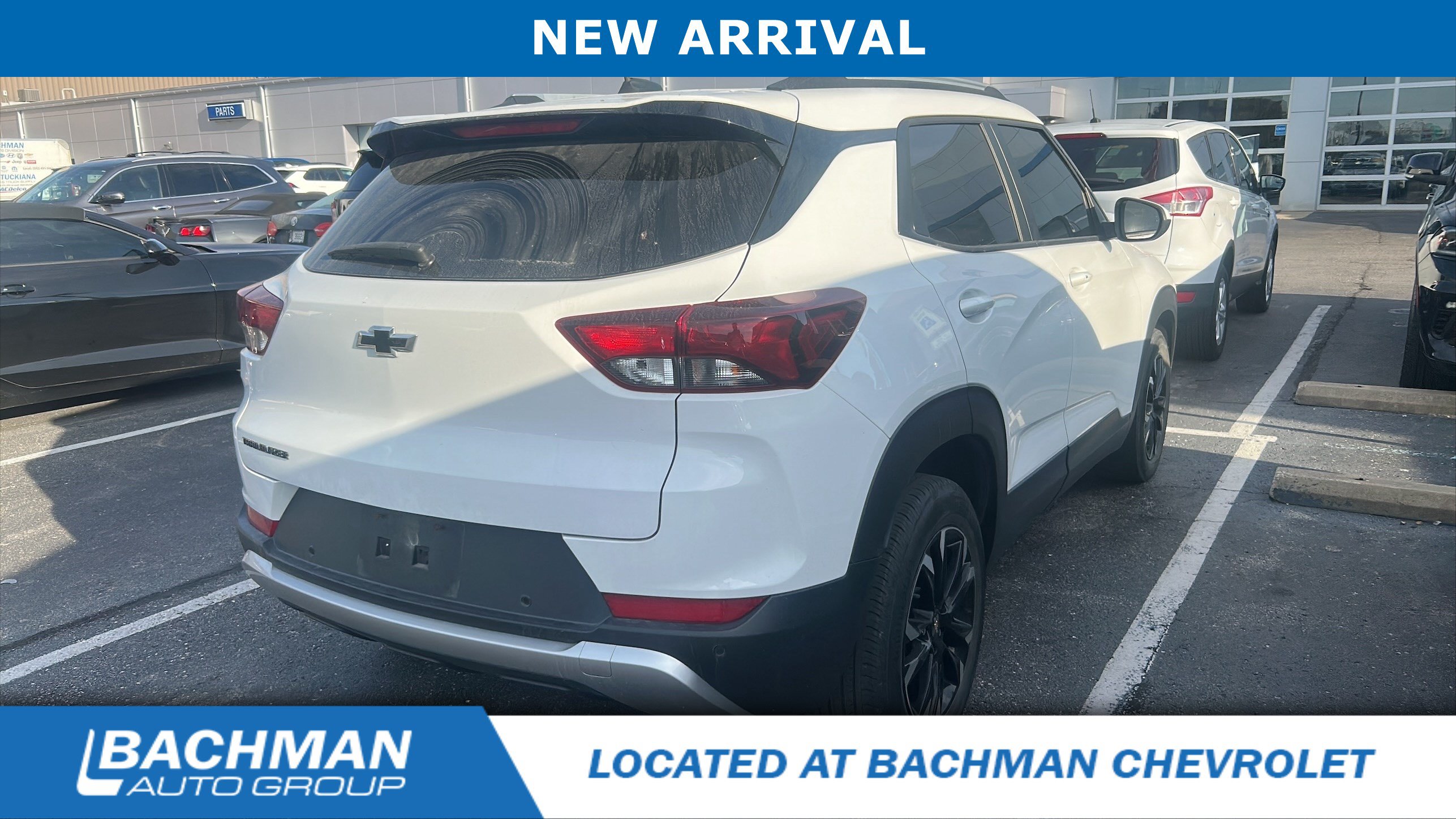 Used 2022 Chevrolet TrailBlazer LT w/ Convenience Package FWD image 6