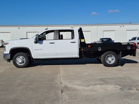 New 2025 Chevrolet Silverado 3500 W/T AWD/4WD image 4