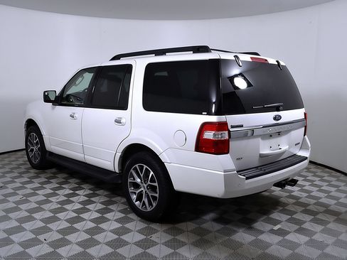 Used 2017 Ford Expedition XLT w/ Equipment Group 202A RWD image 10