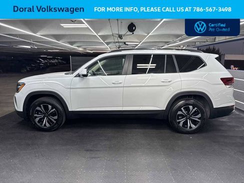 Used 2025 Volkswagen Atlas SE image 5