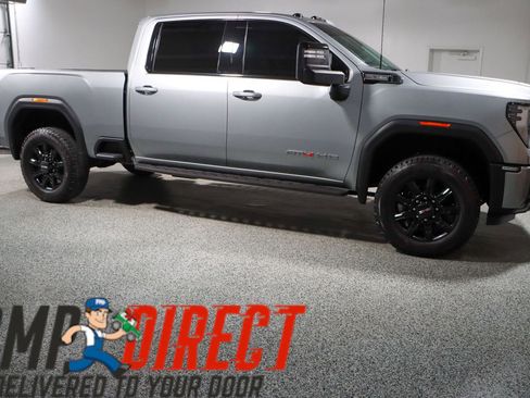 Used 2025 GMC Sierra 2500 AT4 w/ AT4 Premium Plus Package AWD/4WD image 6