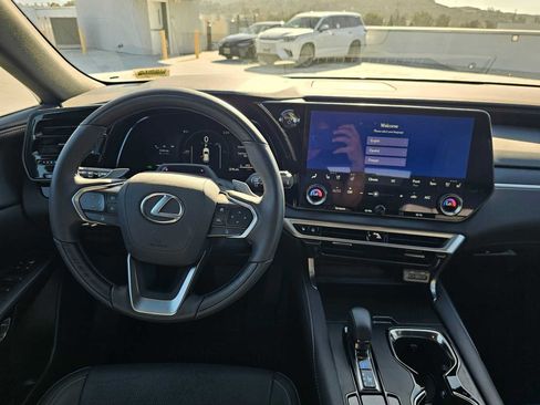 Certified 2025 Lexus RX 350 w/ Convenience Package AWD/4WD image 18