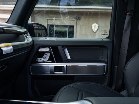 Used 2025 Mercedes-Benz G 580 w/ EQ Technology image 13