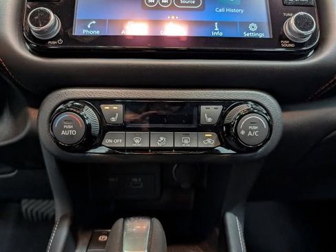 Used 2024 Nissan Kicks SR w/ SR Premium Package image 21