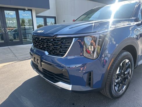 New 2026 Kia Sorento S w/ S Panoramic Sunroof Package image 12