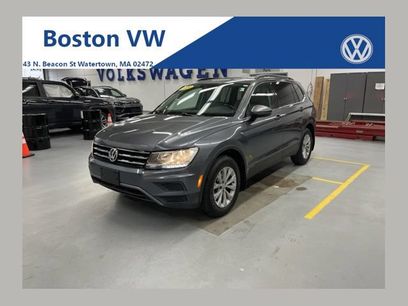 Used 2019 Volkswagen Tiguan SE w/ Panoramic Sunroof Package