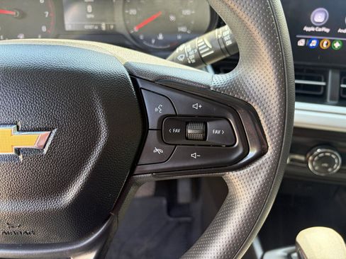 Used 2024 Chevrolet Trax LS FWD image 16