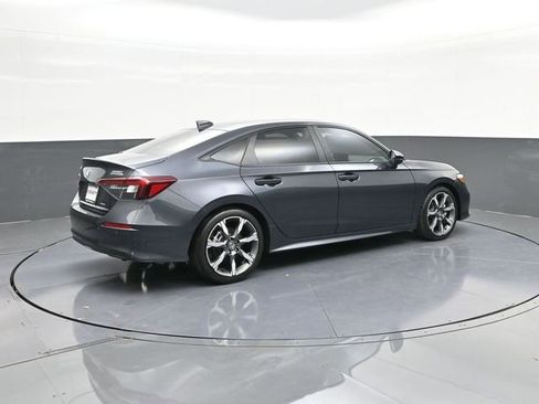 Used 2025 Honda Civic Sport image 15