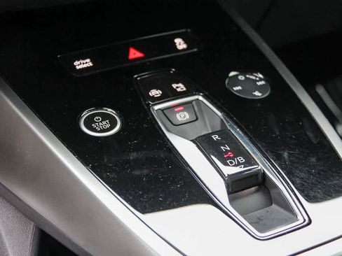 Used 2023 Audi Q4 e-tron Premium Plus w/ Premium Plus RWD image 20